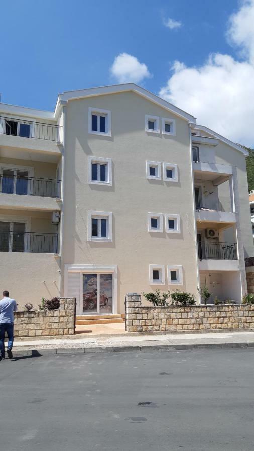 Apartmani Marina Kopitovic Petrovac Exterior photo