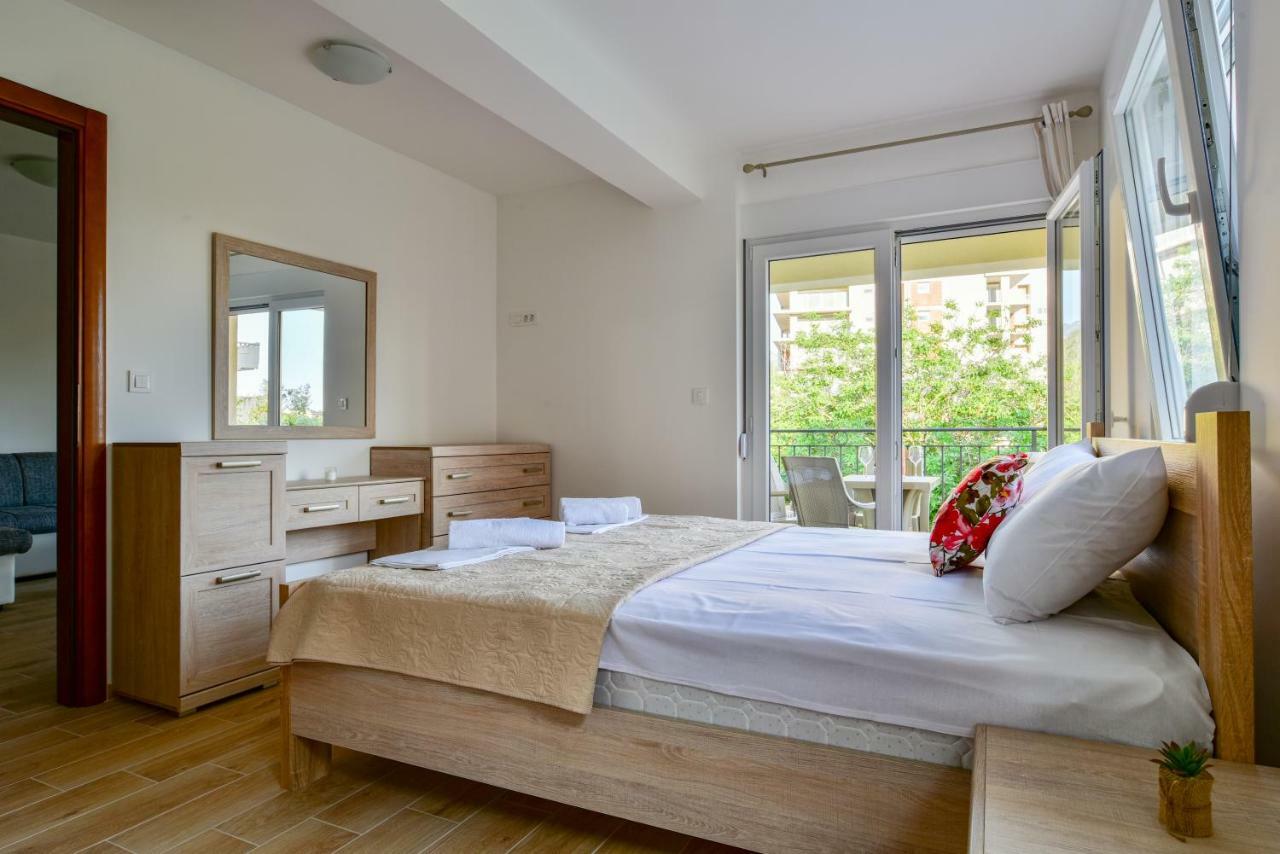 Apartmani Marina Kopitovic Petrovac Exterior photo