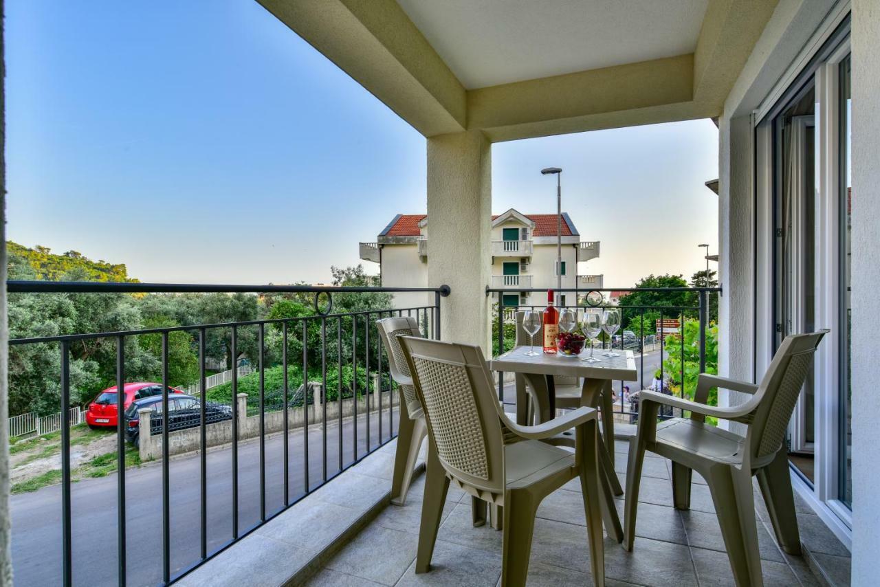 Apartmani Marina Kopitovic Petrovac Exterior photo