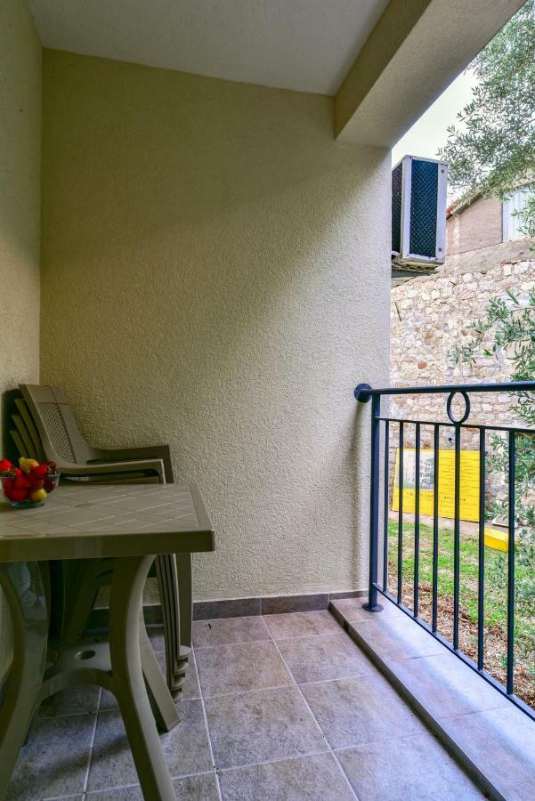 Apartmani Marina Kopitovic Petrovac Exterior photo